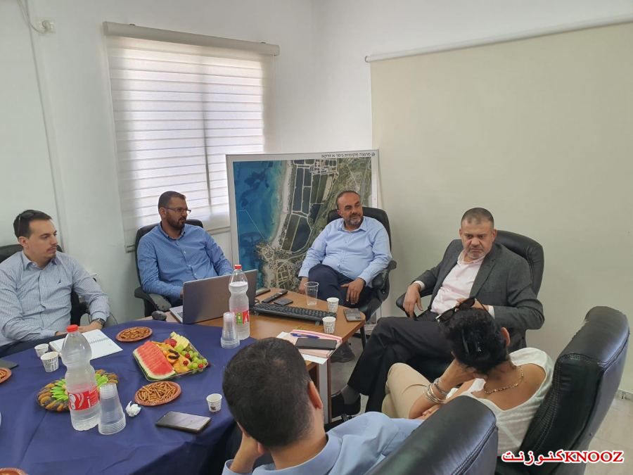 طه: جلسة عمل لإعداد خطة وقرار حكومي بميزانية 200 مليون شيكل لجسر الزرقاء